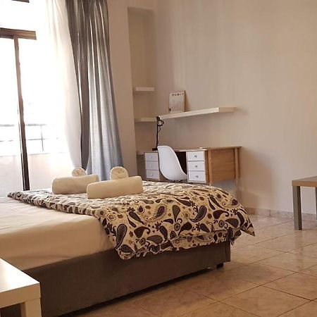 Palette Apartment Champagne - Athens Center, 6 Bd, 3 Bath Exteriör bild