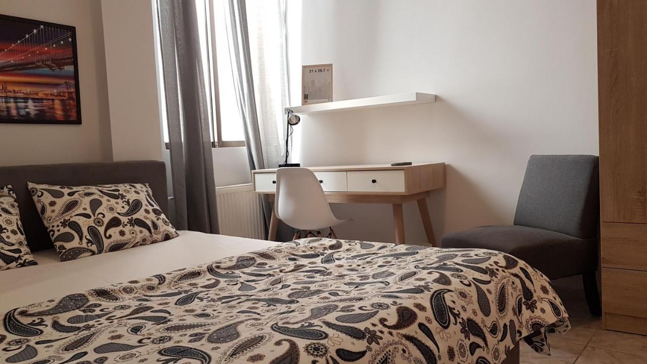 Palette Apartment Champagne - Athens Center, 6 Bd, 3 Bath Exteriör bild