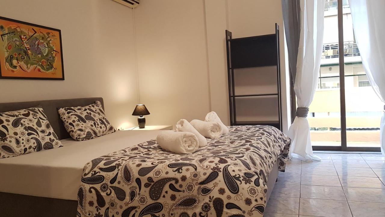 Palette Apartment Champagne - Athens Center, 6 Bd, 3 Bath Exteriör bild