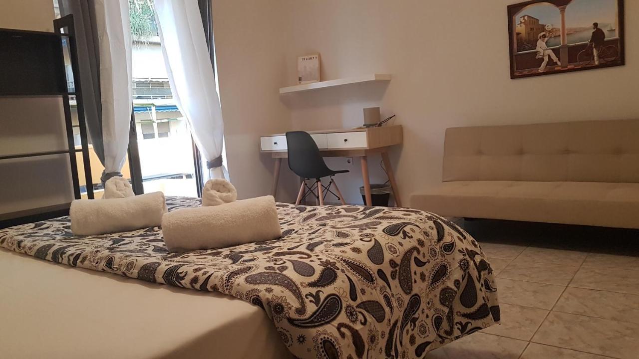 Palette Apartment Champagne - Athens Center, 6 Bd, 3 Bath Exteriör bild