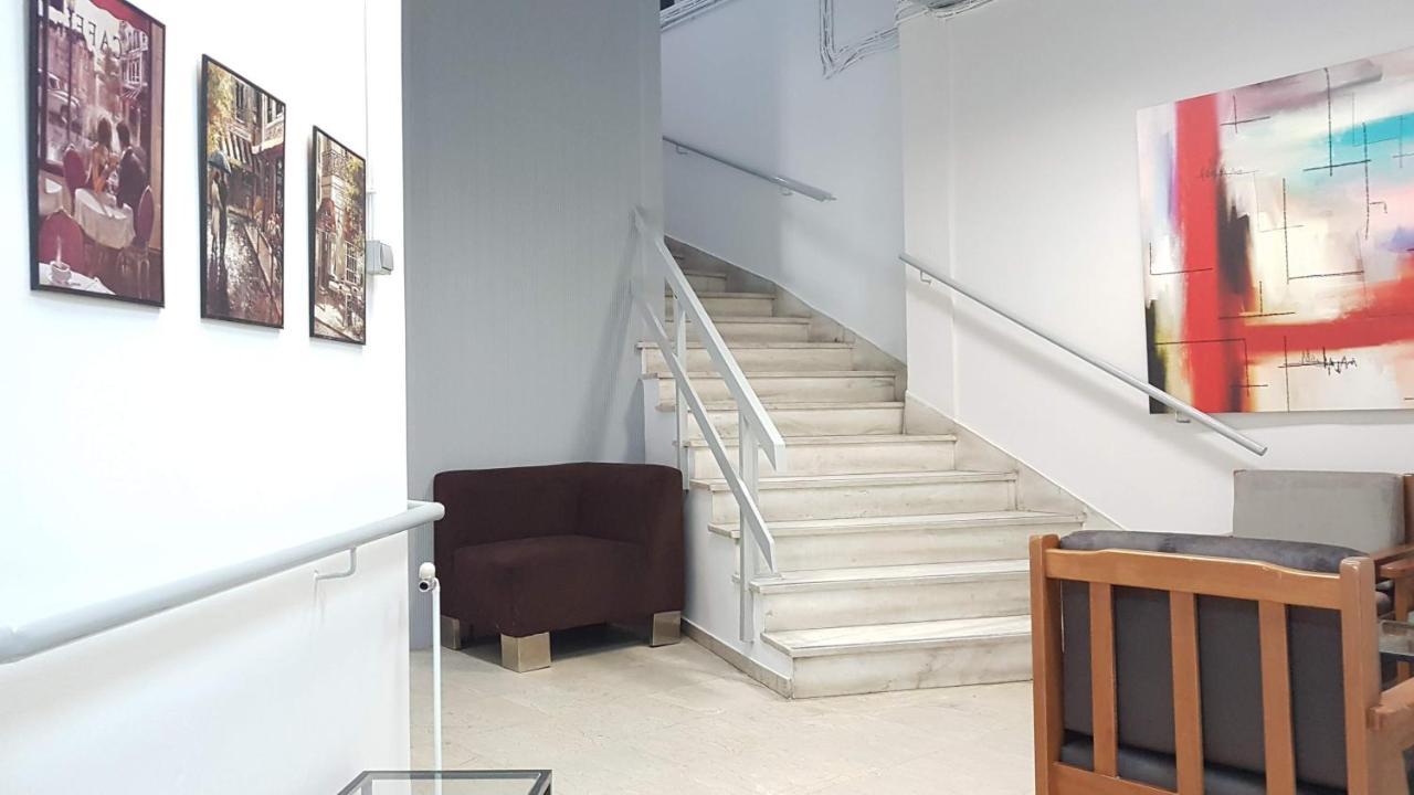 Palette Apartment Champagne - Athens Center, 6 Bd, 3 Bath Exteriör bild
